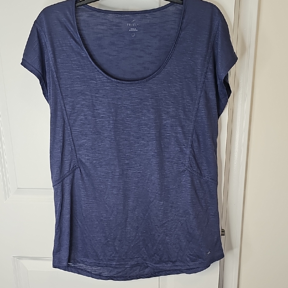 Women's Heathered Blue Short‎ Sleeve Top